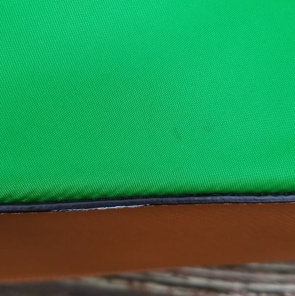 Michael Kors Green Kempton Tote Bag - Picture 14 of 15